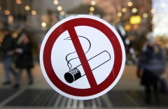 Курение в общественных местах. Что делать?